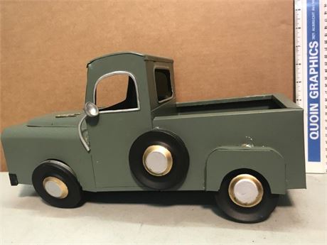 Metal Truck Deco