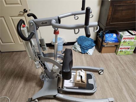 Drive DeVibiss Healthcare's Sit and Stand Lift