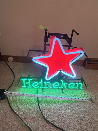Neon Heineken Beer Sign