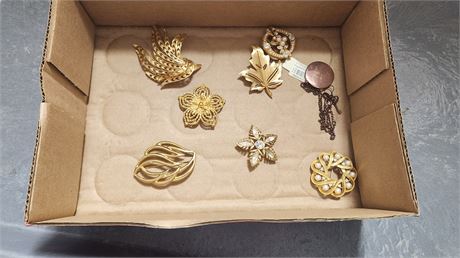Lot Of Jewelry