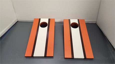 Cleveland Browns Mini Tabletop Corn Hole Boards. NO BEAN BAGS