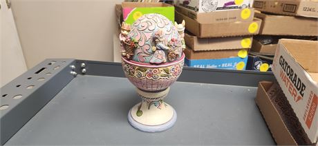 Jim Shore Bushel of Blessings Musical spinning egg