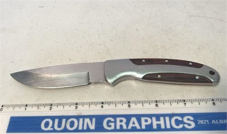 Unmarked Knife