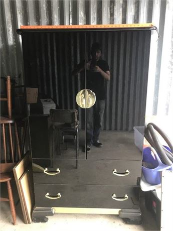 Armoire