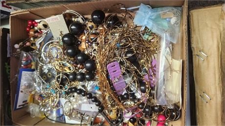 Lot Of Jewelry