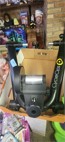 Cycleops Bike Trainer