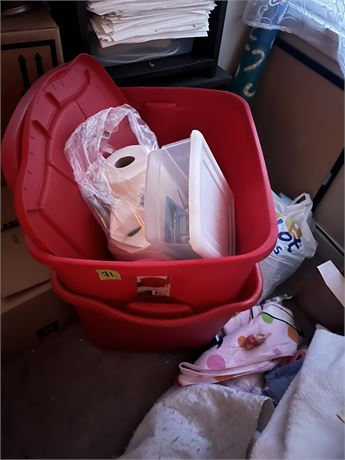 Misc Lot, Red Totes