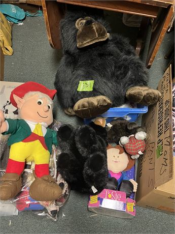 Stuffed Animals, Keebler Elf, Rosie Doll