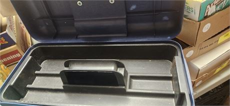 Empty Toolbox