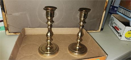 2 Candle Holders