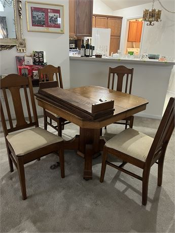 Beautiful Antique Oak Pedestal Table, 4 Chairs, 2 leaves