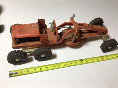 Vintage Earth Grader Metal Toy