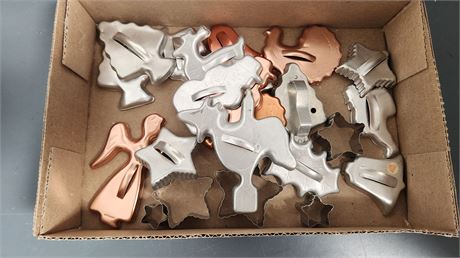 Lot Of Vintage Cookie Cutters