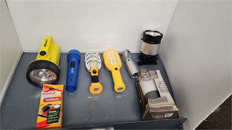 Lot Of Flashlights & Lights