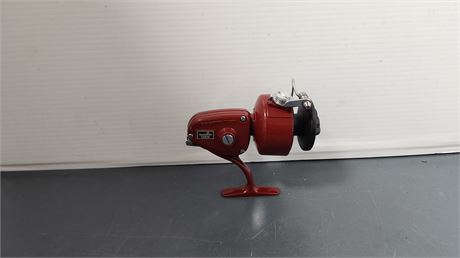 520 Olympic Ball Bearing Fishing Reel