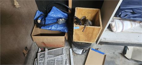 Corner cleanout