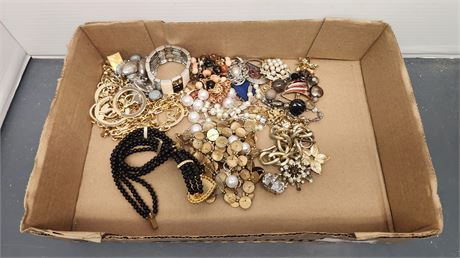 Lot Of Jewelry