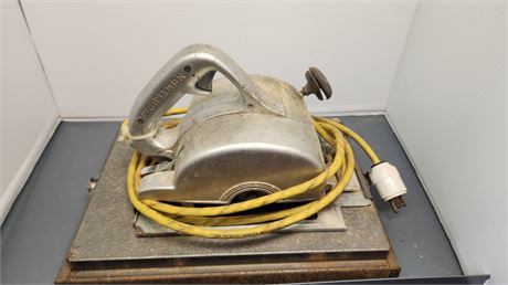 Vintage Craftsman Hand Saw With Metal Case