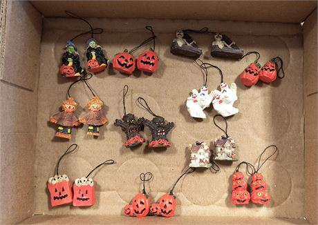 Seasonal Decorative Ornaments