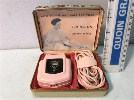 Vintage Remington Princess Electric Shaver