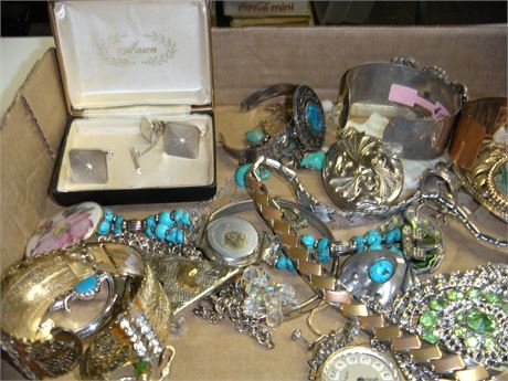 Lot Of Jewelry
