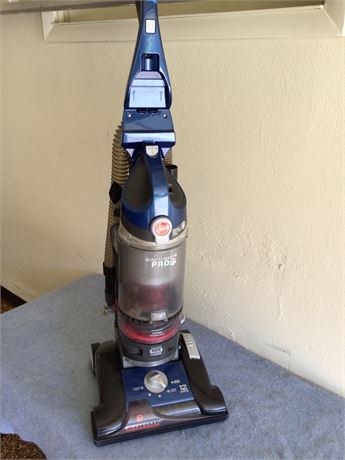 Hoover WindTunnel  Vacuum Cleaner