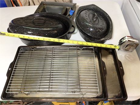 Baking Pans, Roasters, Cookie Sheets