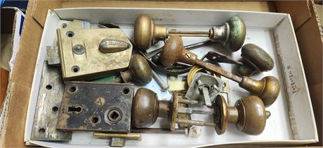 Vintage Door Knobs & Locks