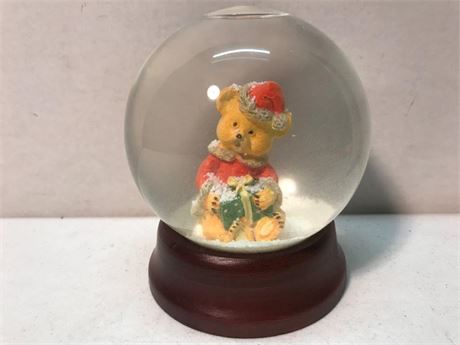Santa Bear Snowglobe