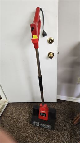 Toro Power Shovel
