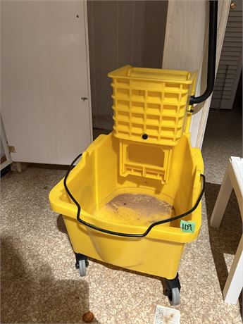 Commercial Mop Bucket