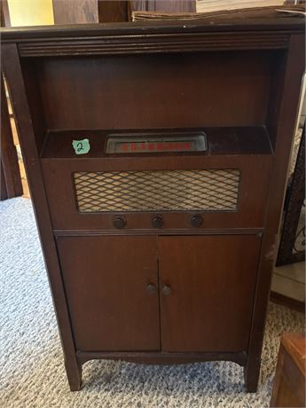 Vintage Sentinel Radio Table