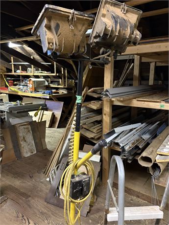Construction Light Fixture, LOCATED UPSTAIRS GARAGE