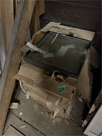Glass Window Pieces, LOCATED UPSTAIRS GARAGE