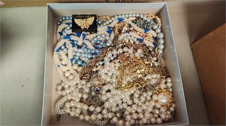 Lot Of Jewelry