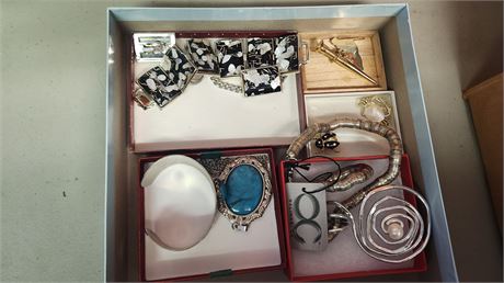 Lot Of Jewelry