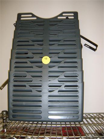 Lot Of Hanging Organizing Pouches