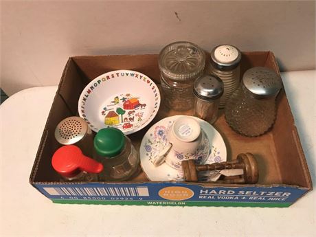 Flat of Kitchen Misc. (#2)