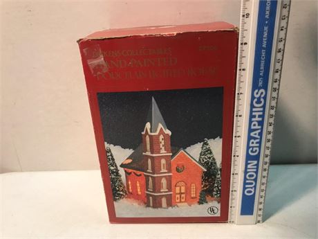 Dickens Collectables Hand Painted Lighted House