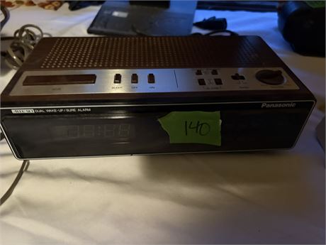 Clock Radio