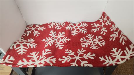Small Snowflake Decorative Rug