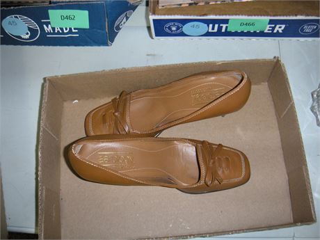 Aerology Woman's Shoes
