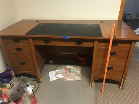 Office Desk