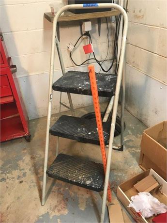 Cosco 3 Step Ladder