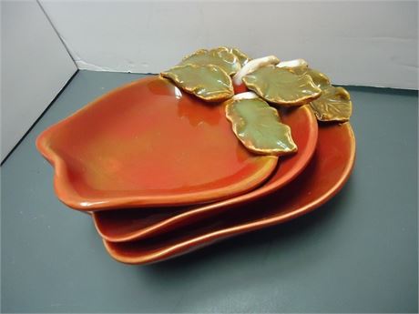 3 Serving Plates