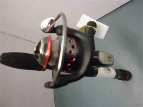 Ugly Stik & Fishing Reel