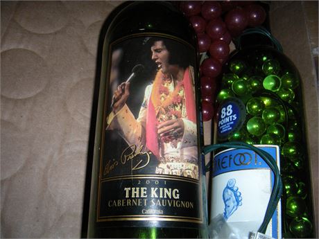 Elvis Wine Bottle & Light Up Wine Bottle