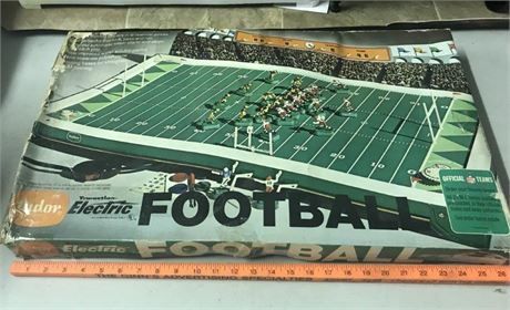 Tudor Tru Action Electric Football