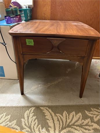 Vintage End Table, Kent Coffey Perspecta