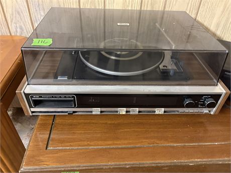Miida Stereophonic 8-Track, Radio, Record Player
